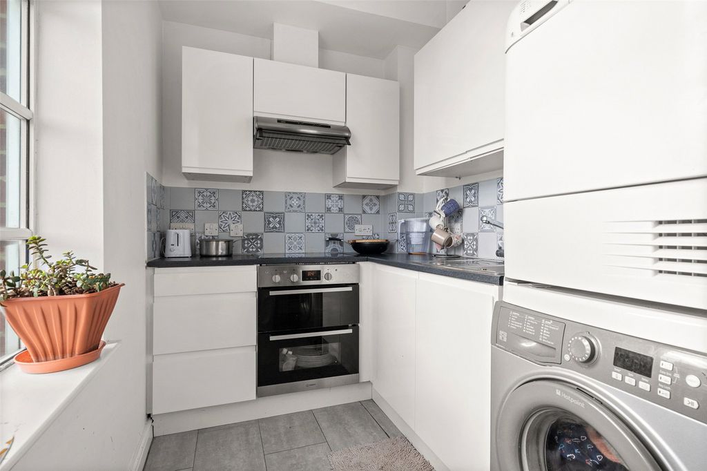 Property photo 2 of 6 Picture No. 02