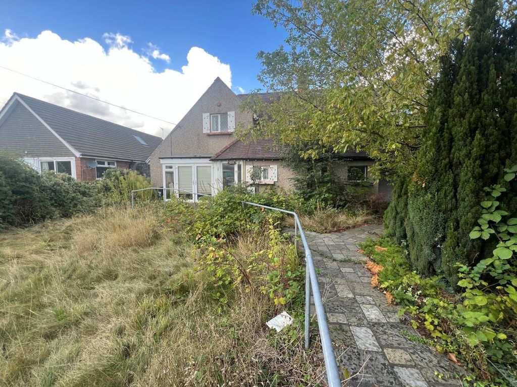 Property photo 3 of 3