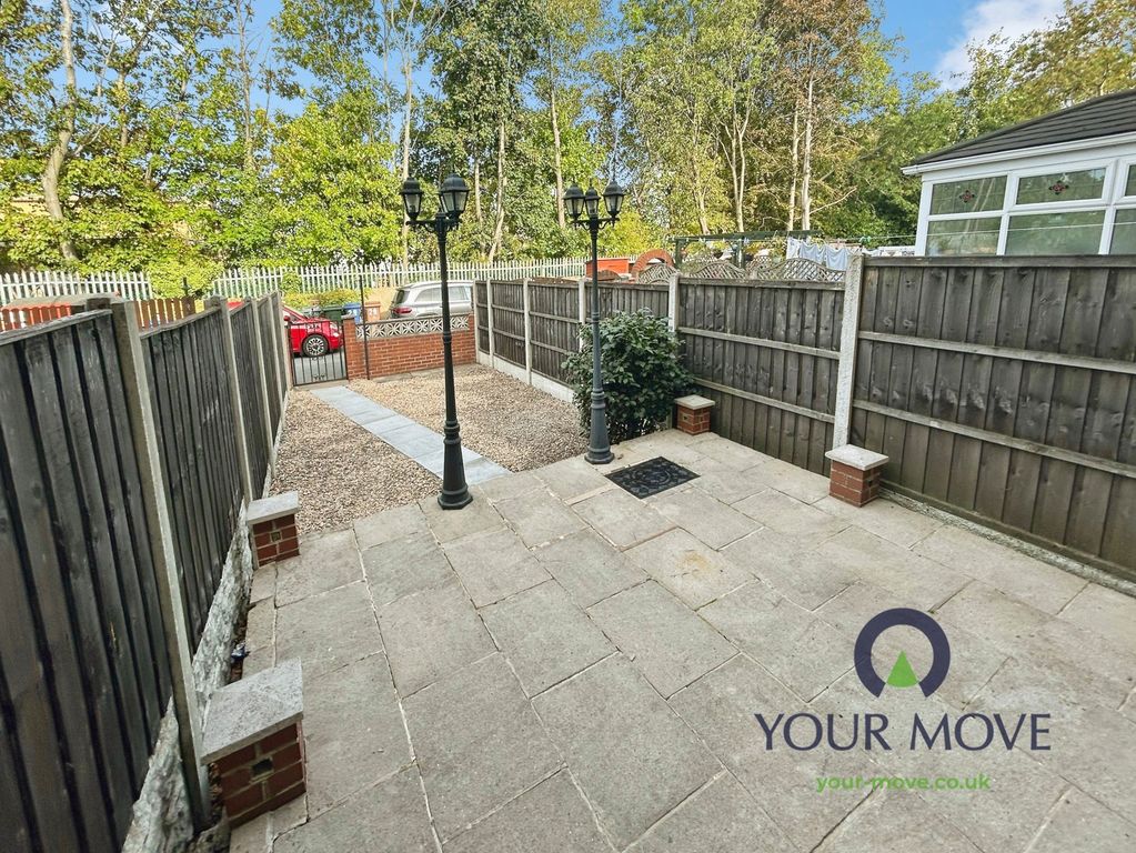 Property photo 2 of 12 External