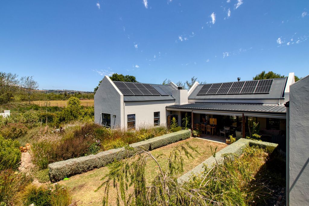 Property photo 2 of 55 Sw1727865