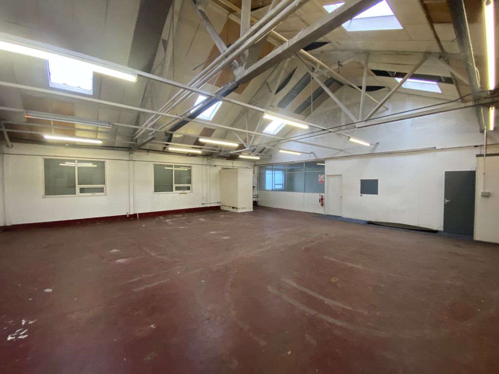 Property photo 1 of 4