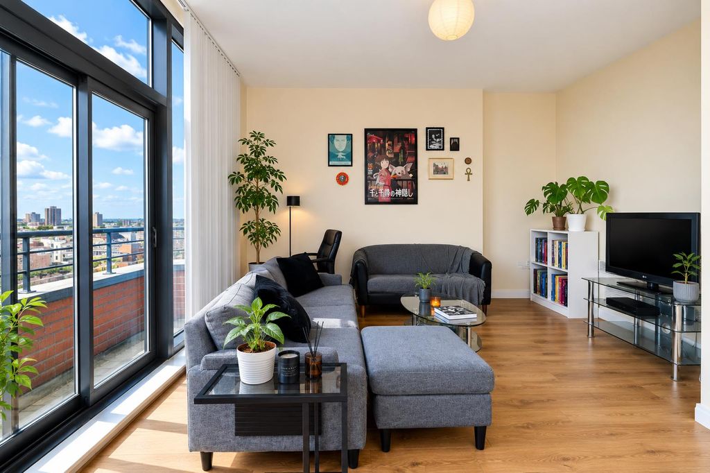 Property photo 1 of 10 Living Area.Png