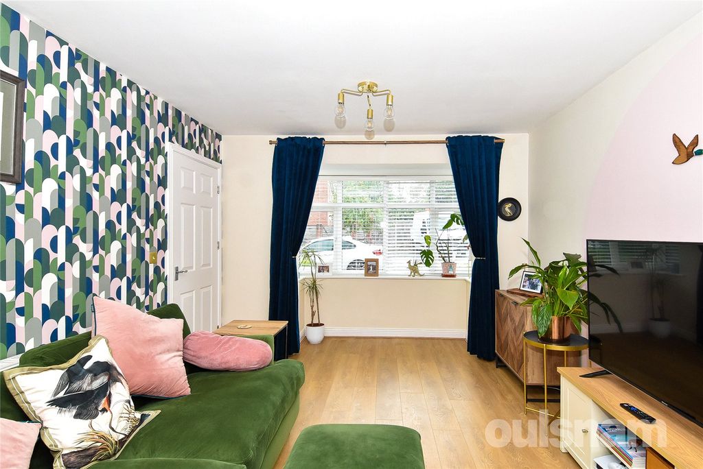 Property photo 3 of 24 Picture No. 06