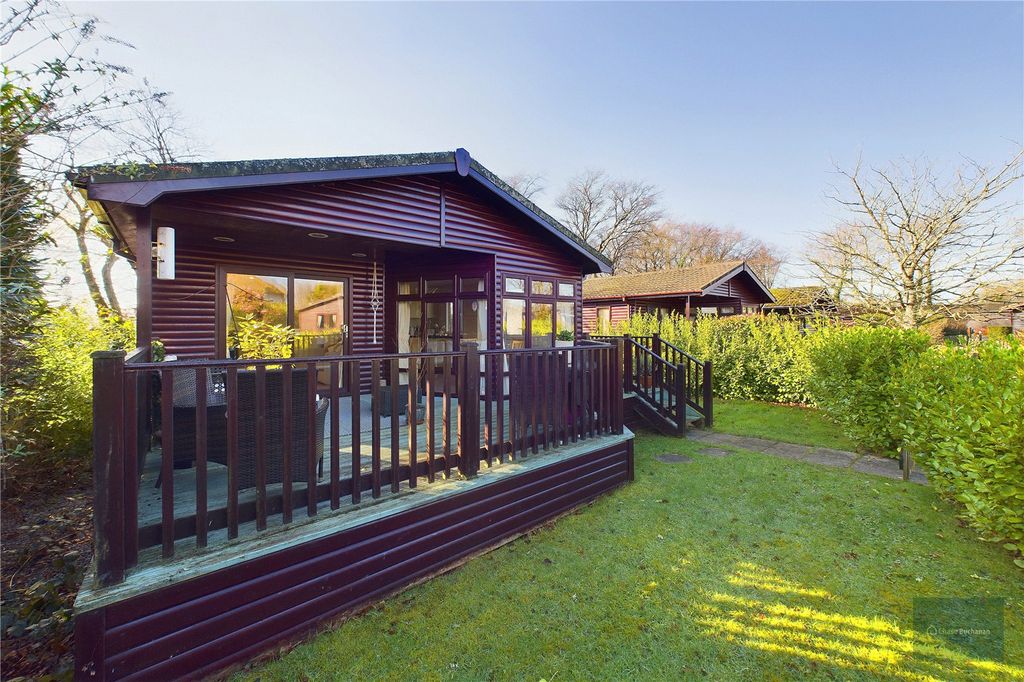 Property photo 2 of 21 Picture No. 02