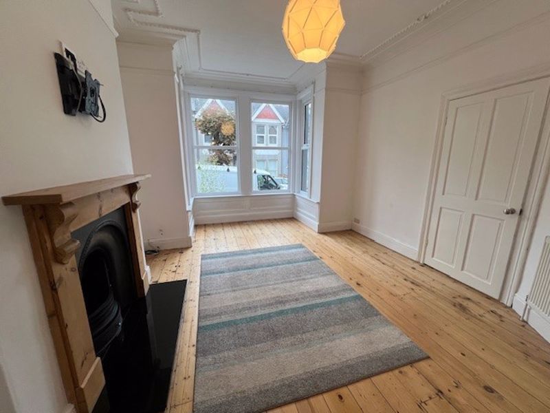 Property photo 2 of 9 Photo 11