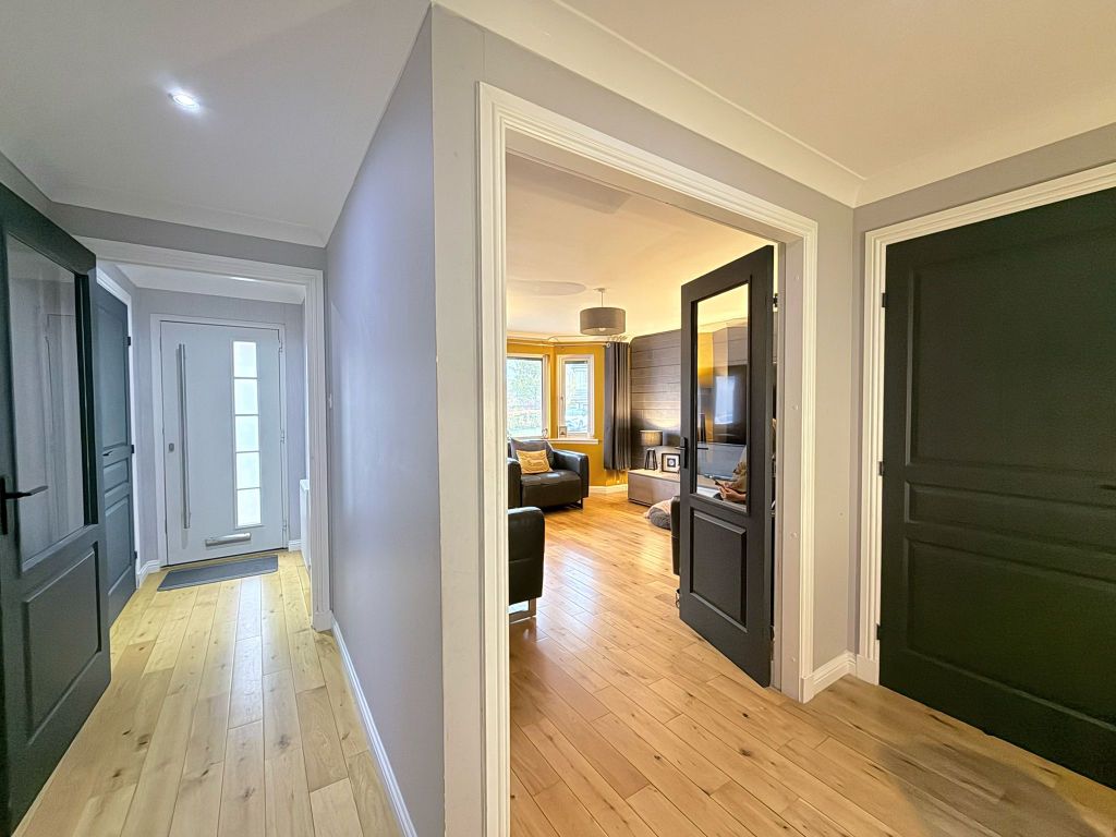 Property photo 2 of 45