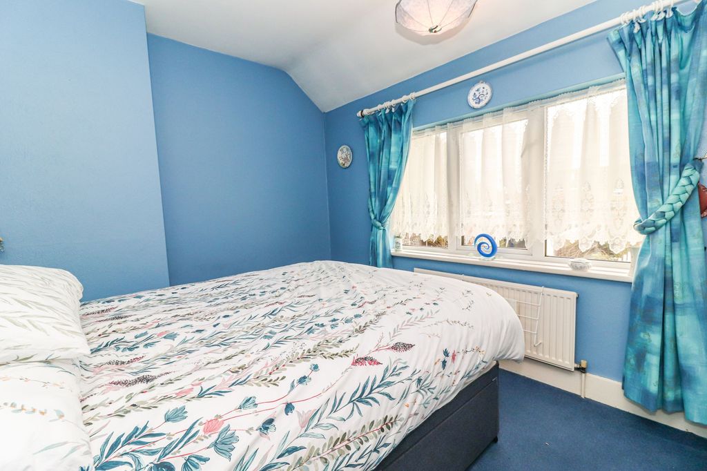 Additional image 13 of 3 bed semi-detached house for saleThe Crescent, Abbots Langley WD5