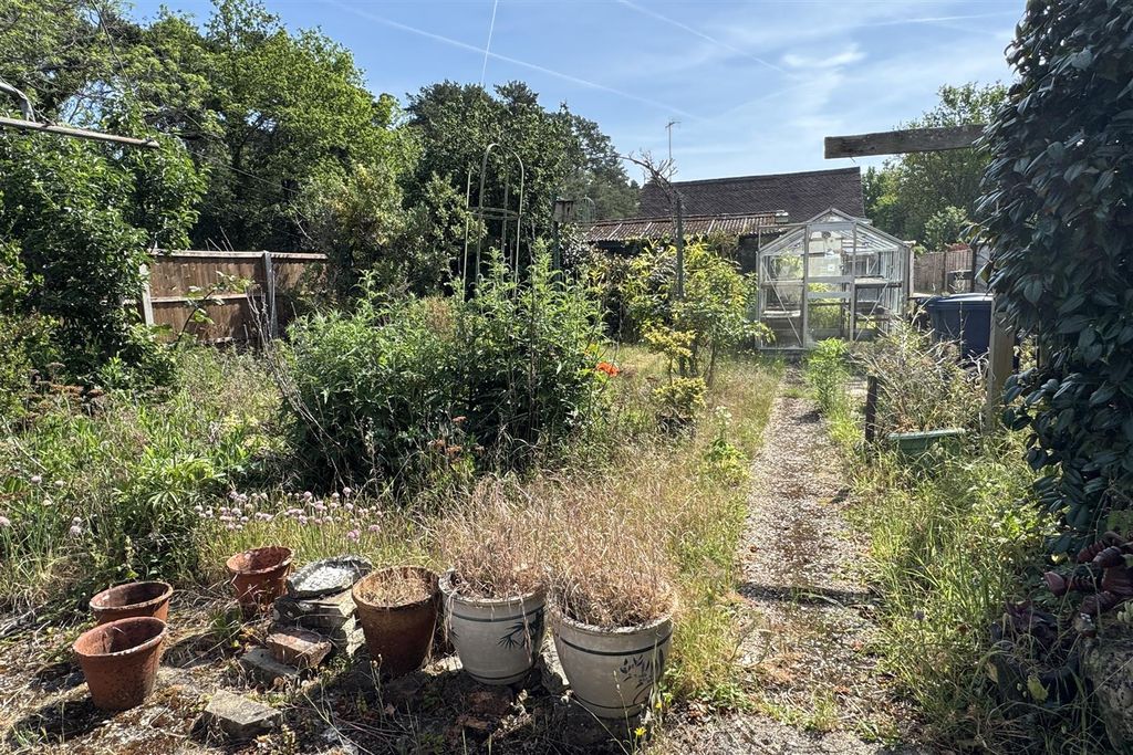 Property photo 2 of 15 Img_5488.Jpg