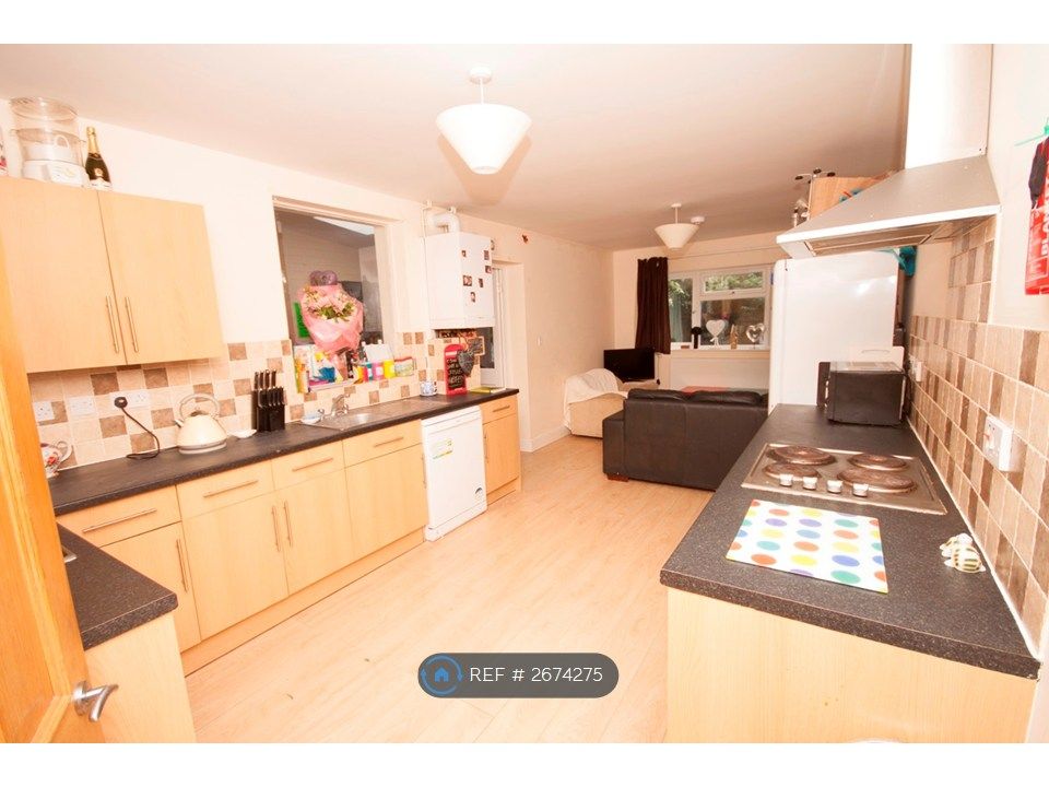 Property photo 2 of 6