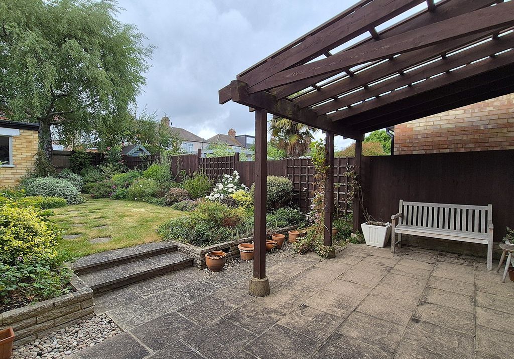 Property photo 2 of 13