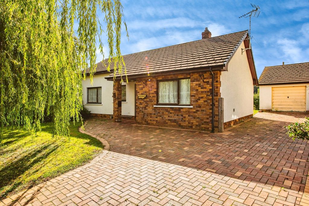 Property photo 1 of 17 Photo