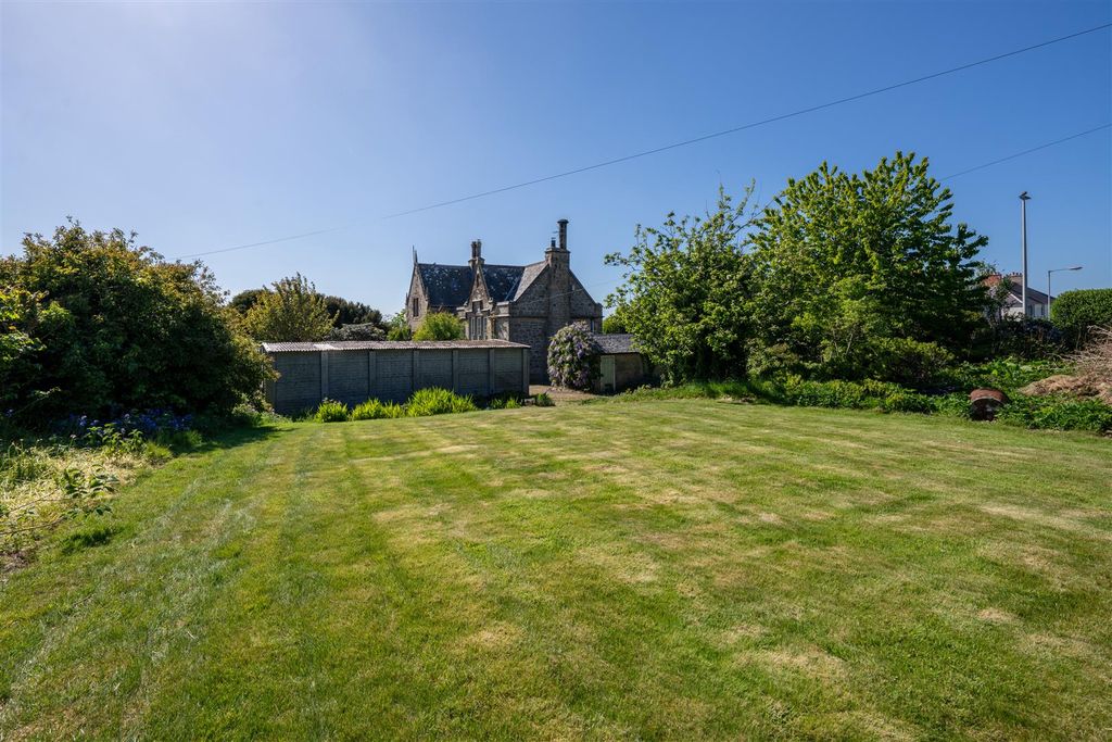 Property photo 3 of 23 Elm_Bank_Chirnside-28.Jpg