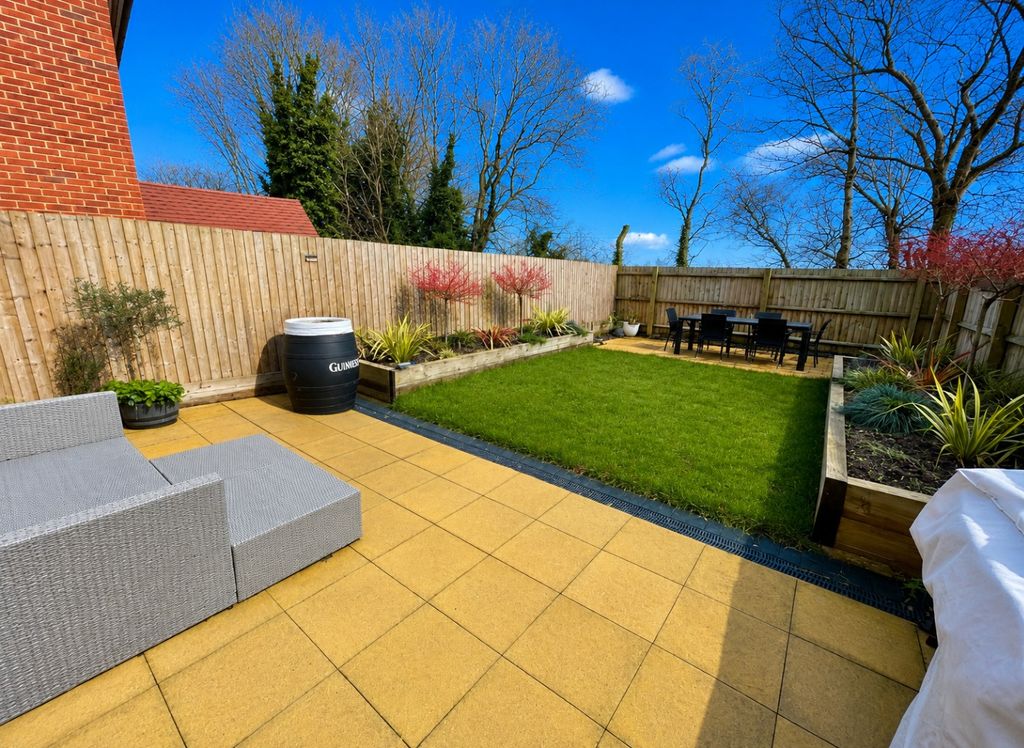 Property photo 2 of 12 4795462