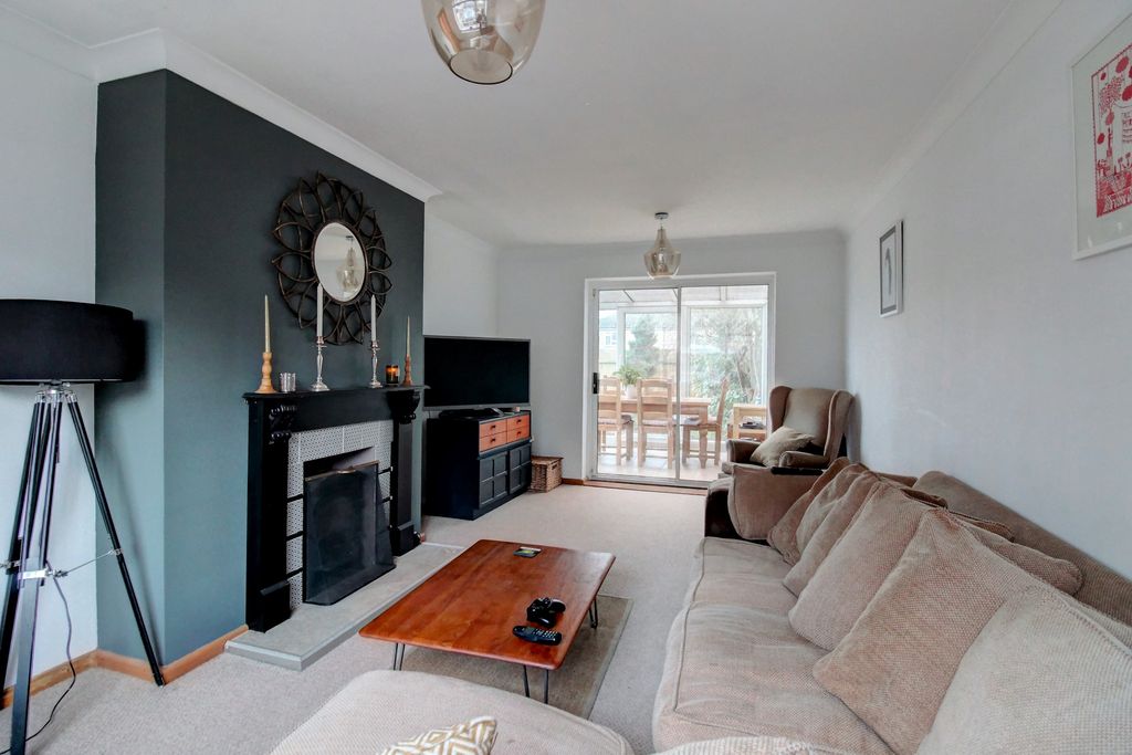 Property photo 3 of 19 3Dec9B8Db337c22B30286Fc2F97070c1Eafe69d2_Thmb_lg