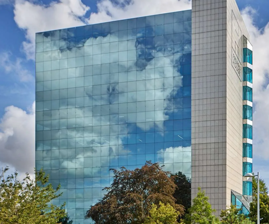 Property photo 1 of 6 Photo 0