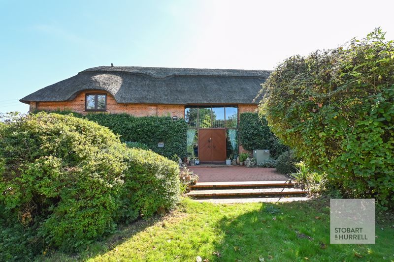 Property photo 2 of 39 Frontage