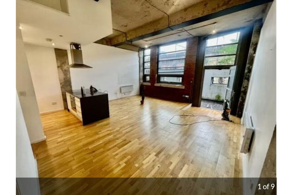 Property photo 1 of 9