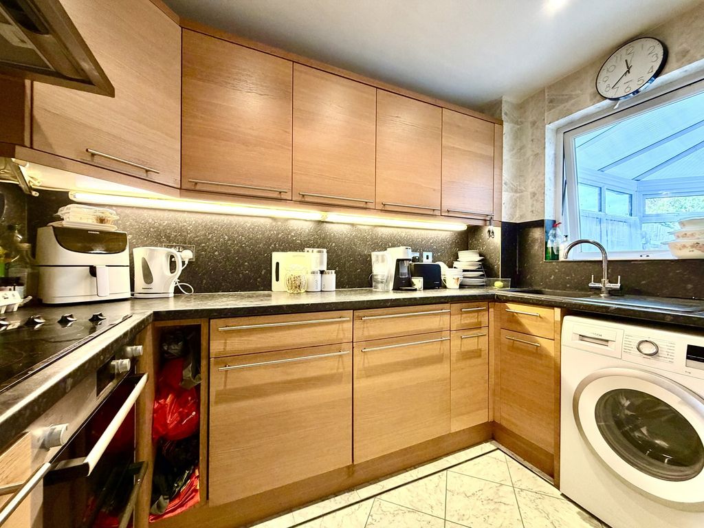 Property photo 3 of 14 Not Specified