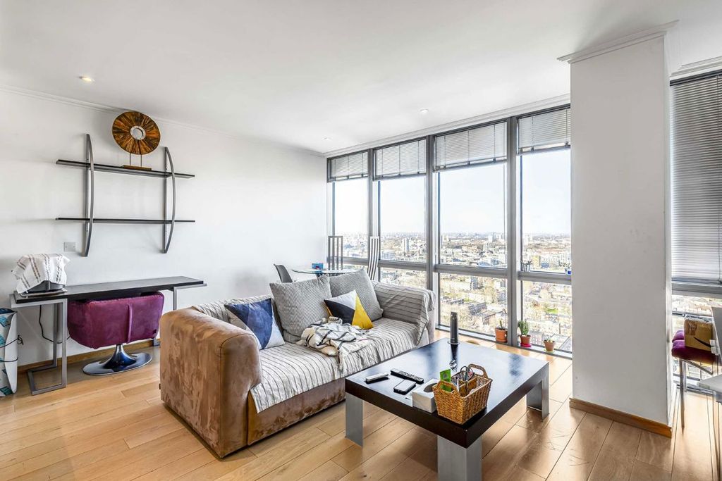 Property photo 2 of 6