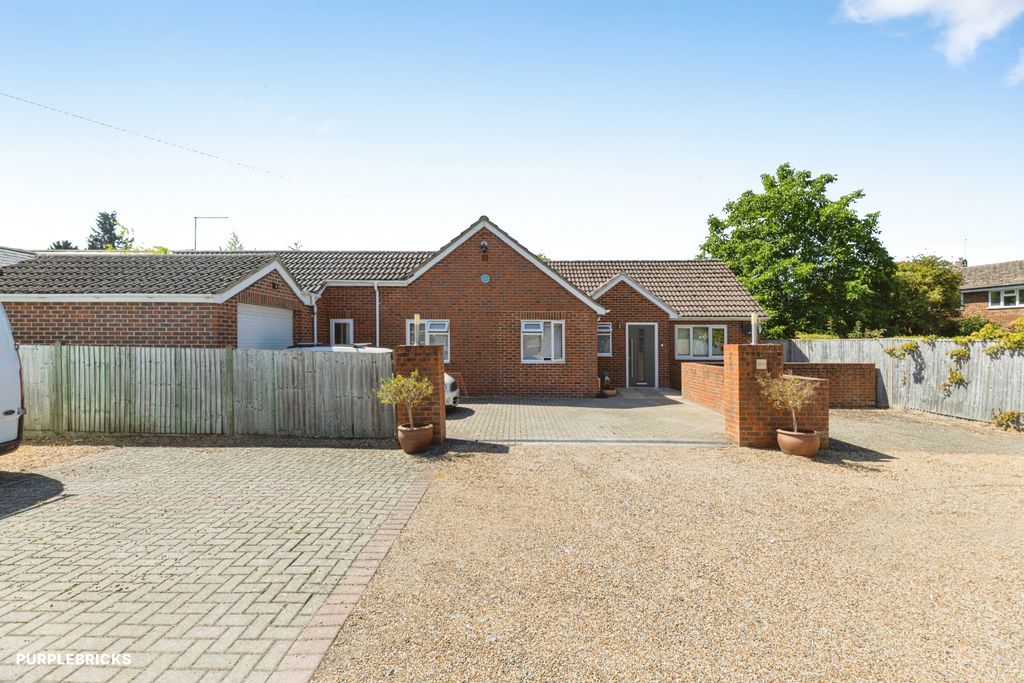 Property photo 1 of 26