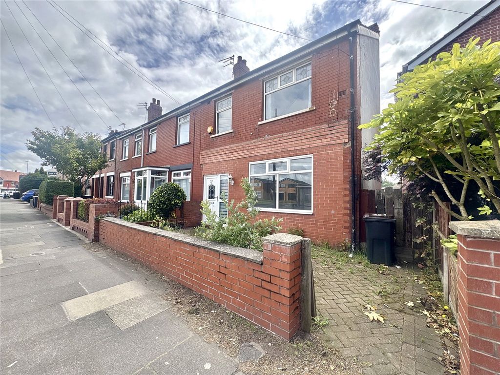 Property photo 1 of 21 Picture No. 05
