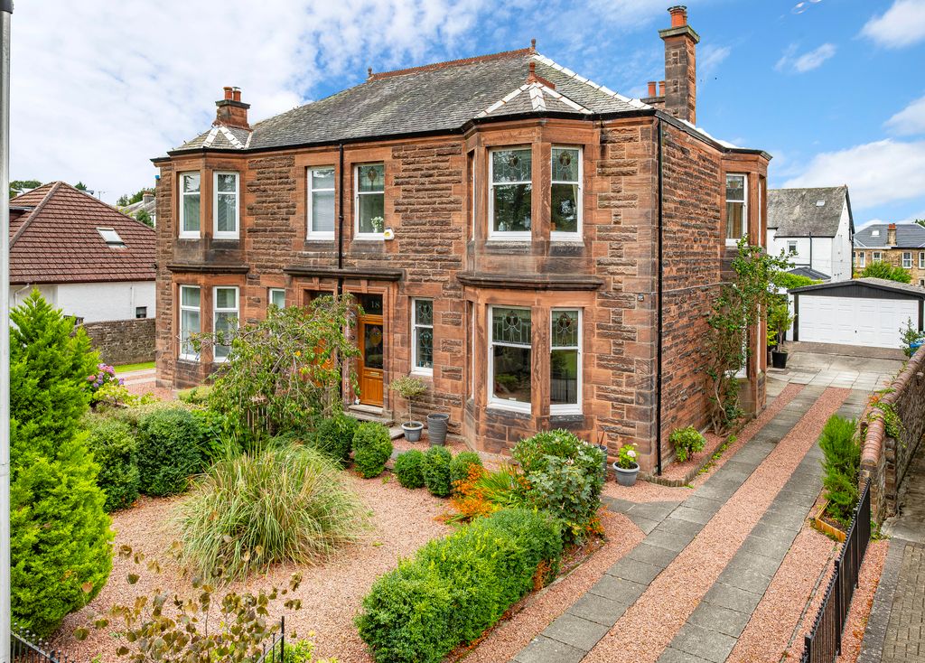 Property photo 1 of 58