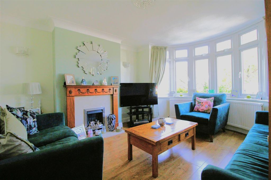 Property photo 3 of 21 Img_4002.Jpg