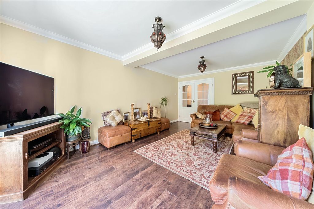 Property photo 3 of 16 Living Room