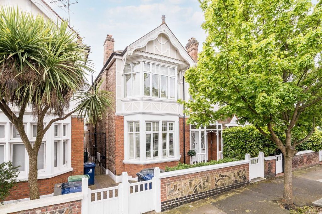 Property photo 1 of 5