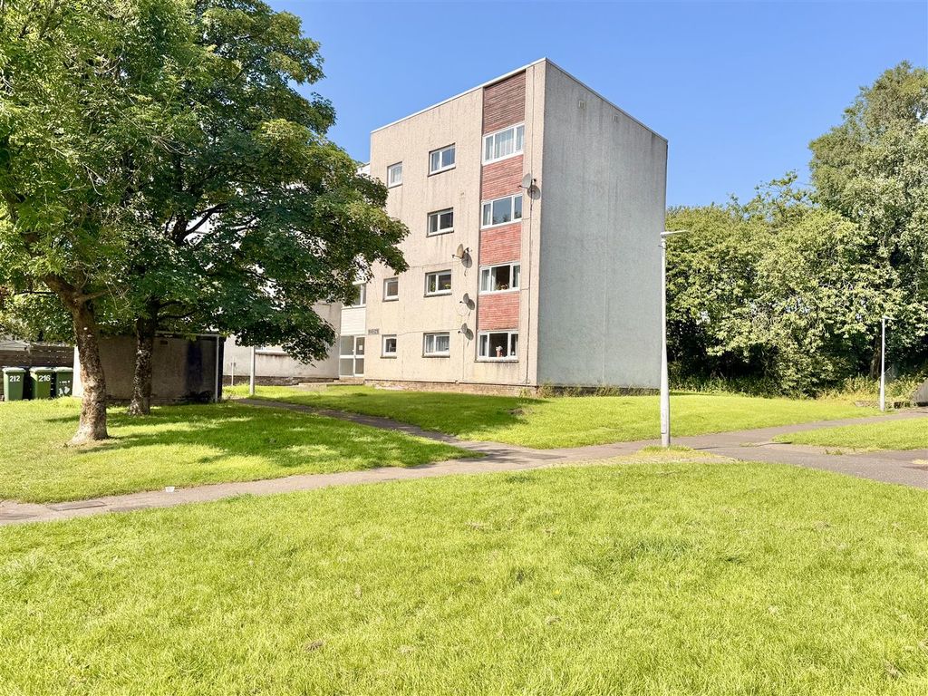Property photo 1 of 13 External