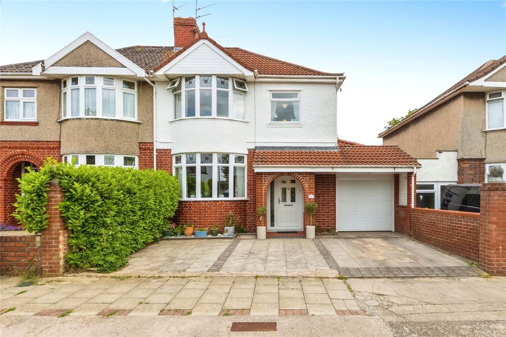 Property photo 1 of 29 Picture No. 34