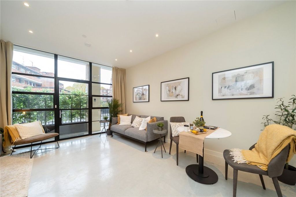 Property photo 2 of 4