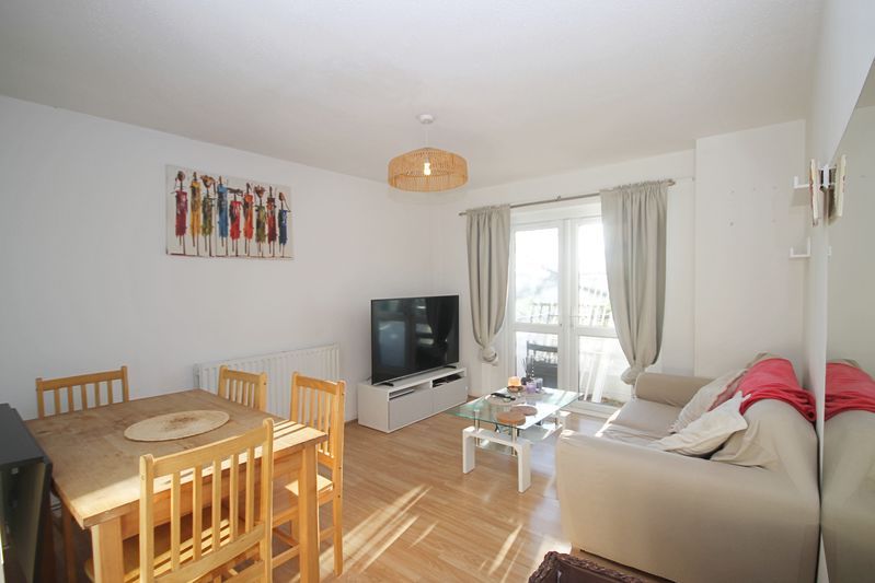 Property photo 3 of 10 Photo 3