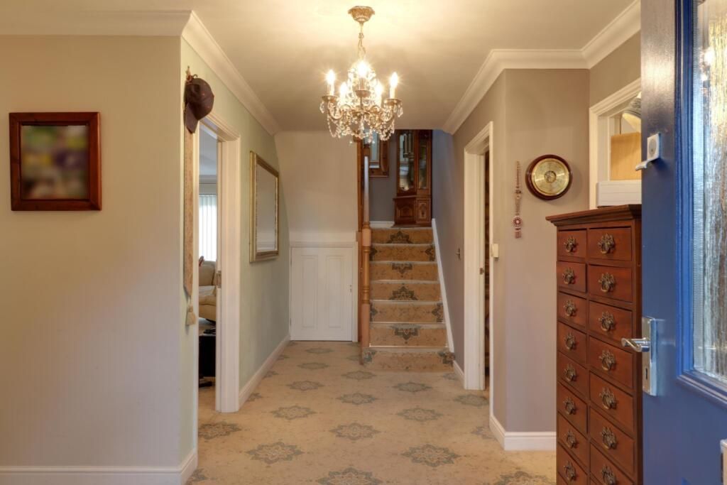 Property photo 2 of 21