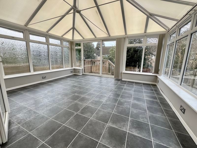 Property photo 2 of 10 Conservatory