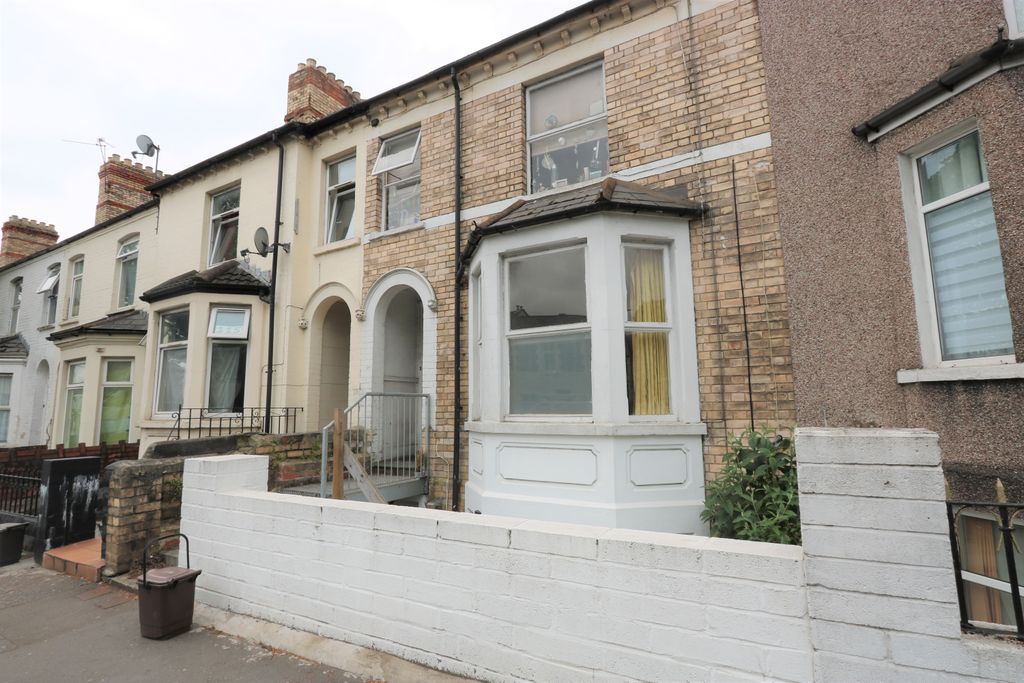 Property photo 1 of 10