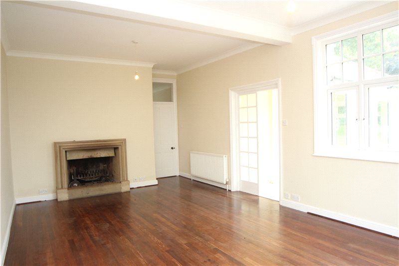 Property photo 3 of 10 Picture No. 04