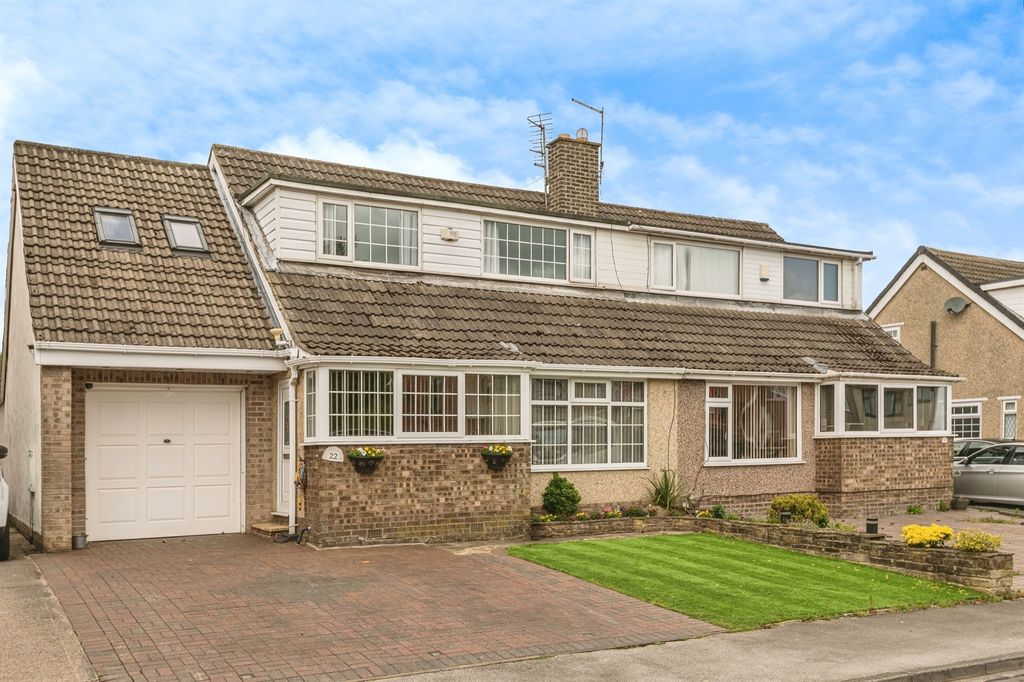 Property photo 1 of 18