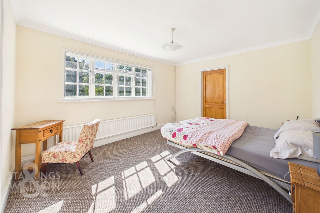 Property photo 3 of 30