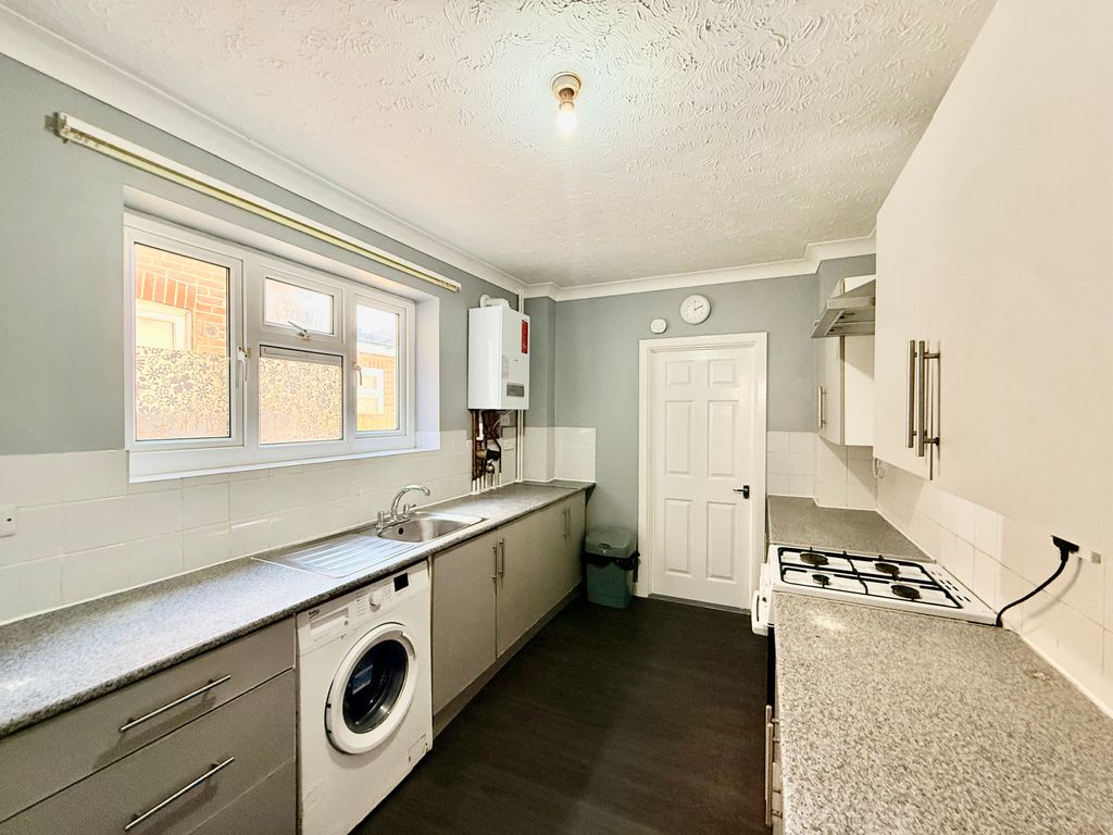 Property photo 3 of 14 Image