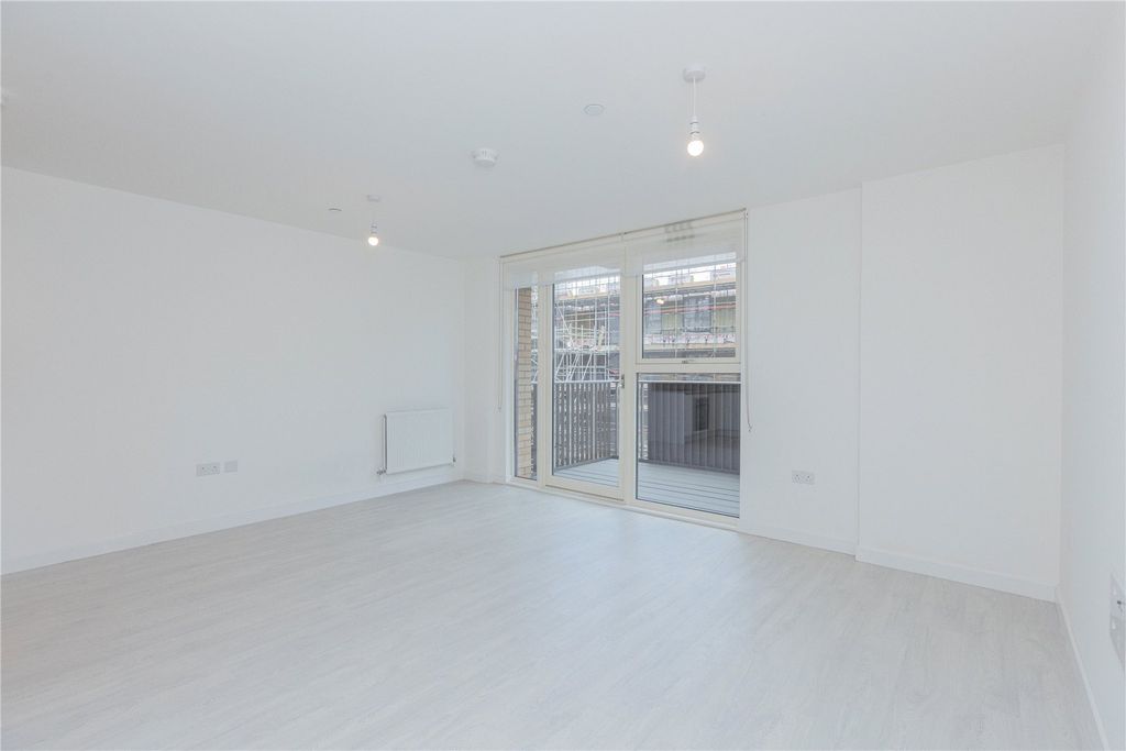 Property photo 2 of 14 Picture No. 22