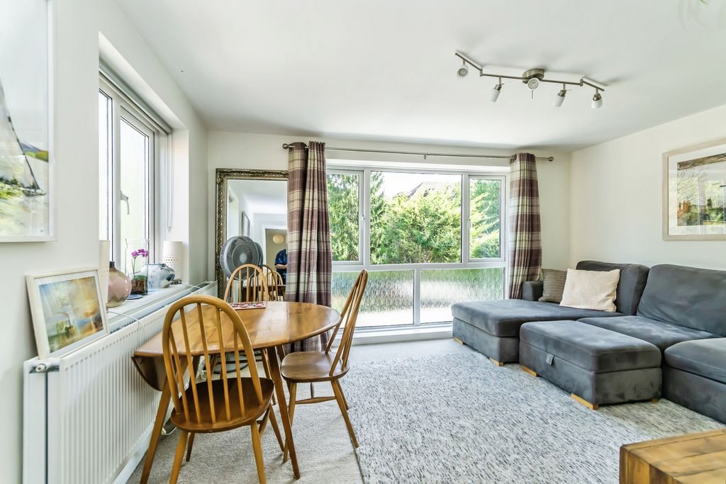 Property photo 2 of 13 Pbox-Img.Jpg