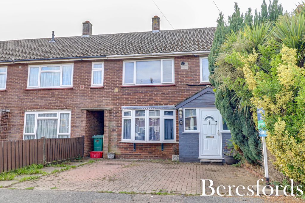 Broad Meadow, Kelvedon Hatch CM15, 3 bed terraced house for sale, £ ...