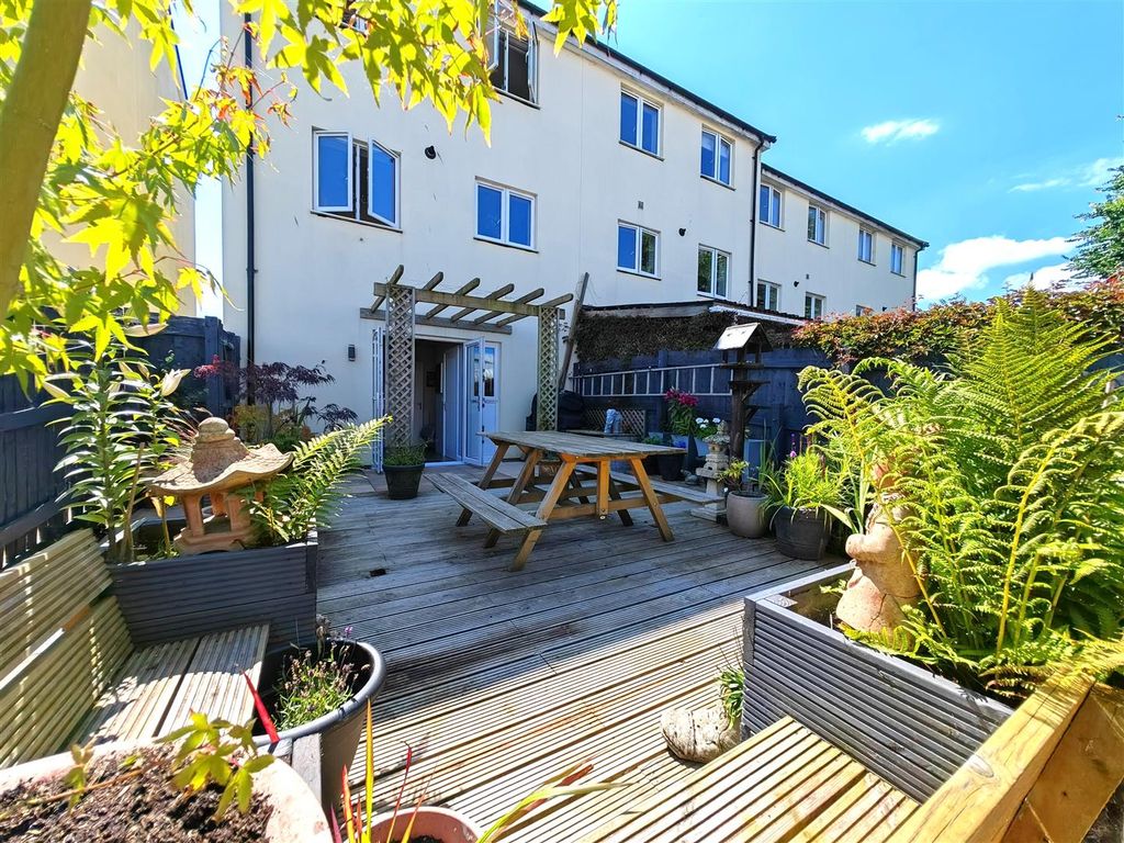 Property photo 1 of 29 Rear Garden