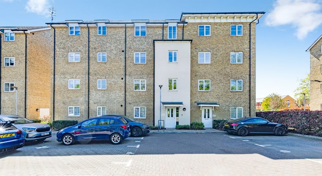 Property photo 1 of 13