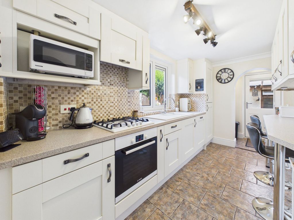 Property photo 3 of 15 Breakfast Kitchen