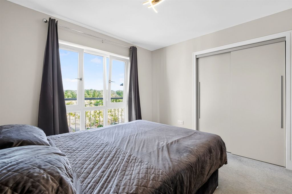 Additional image 17 of 2 bed penthouse for saleJardine Avenue, Falkirk FK2
