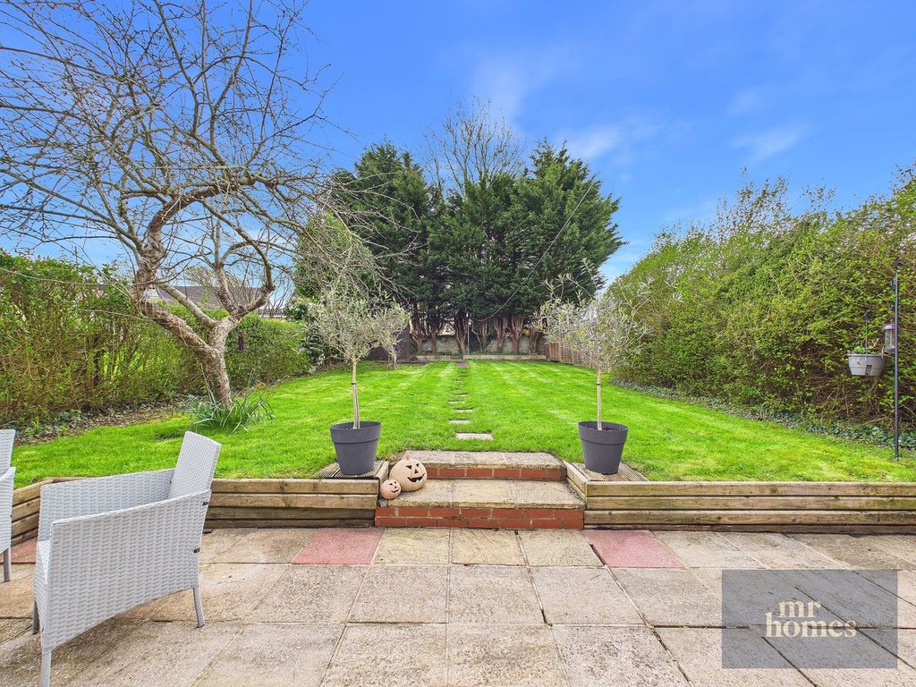 Property photo 3 of 38