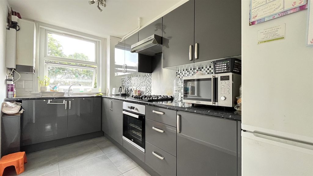 Property photo 3 of 12 Img_E2338.Jpg