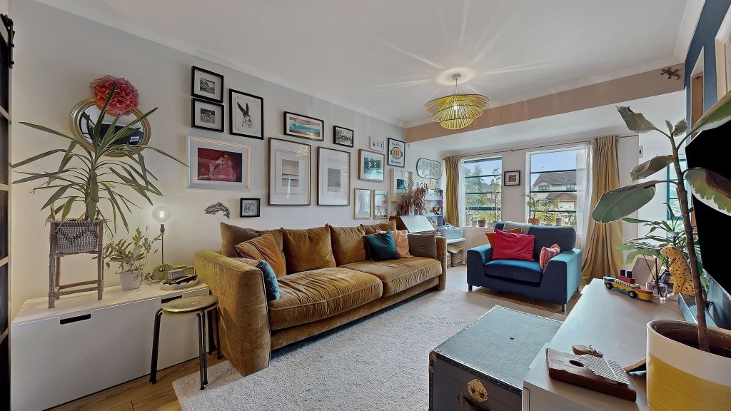 Property photo 3 of 30 28-Web-Or-Mls-7 Kingfisher Gardens_31